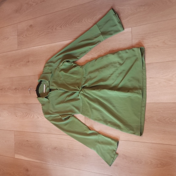 Dynamite Green mini dress - Picture 1 of 3